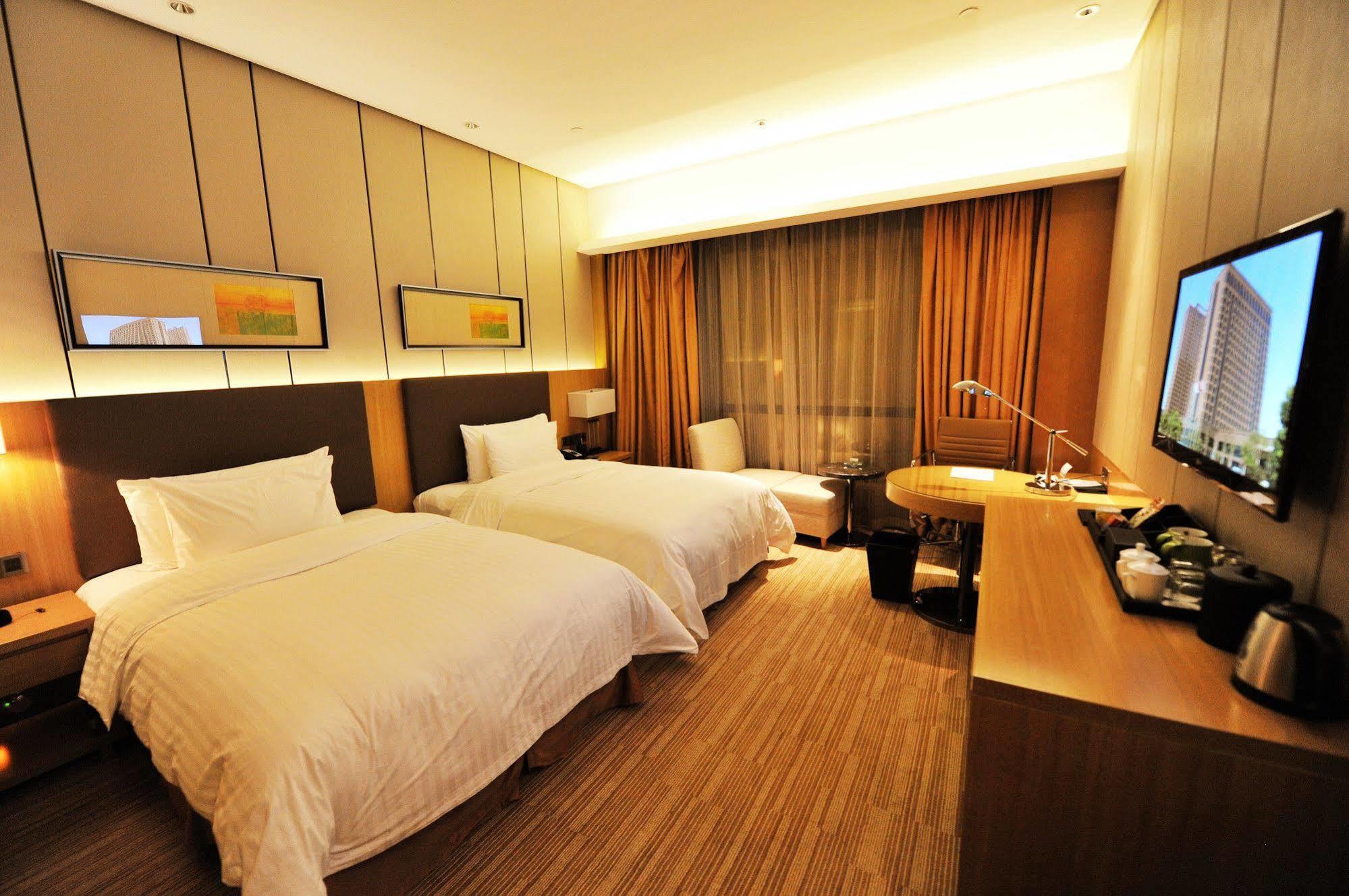Hotel Wyndam Xuzhou East Extérieur photo