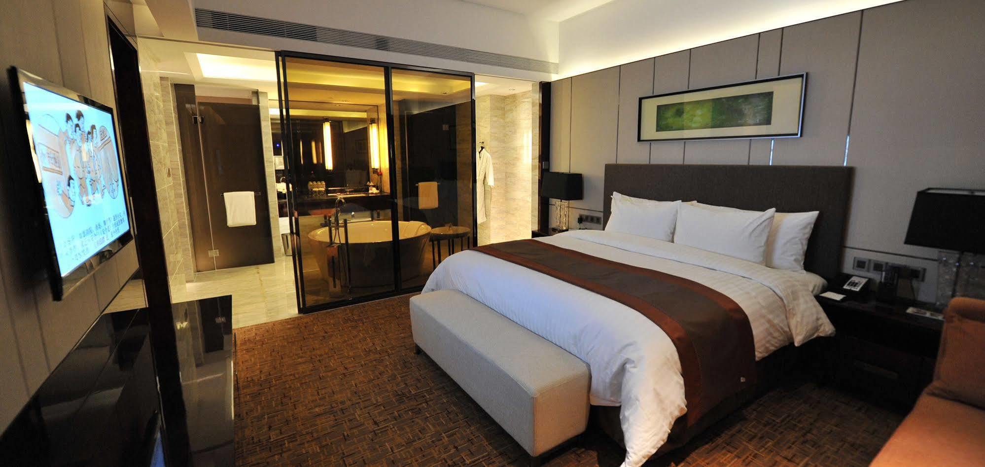 Hotel Wyndam Xuzhou East Extérieur photo